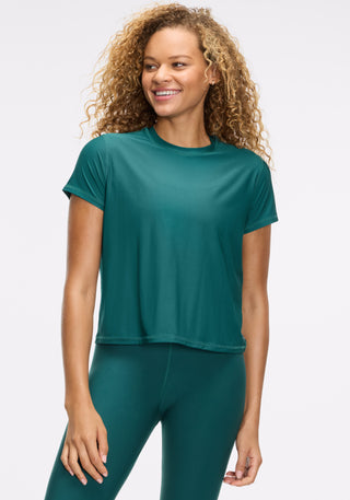 Essential Performance Crop Tee