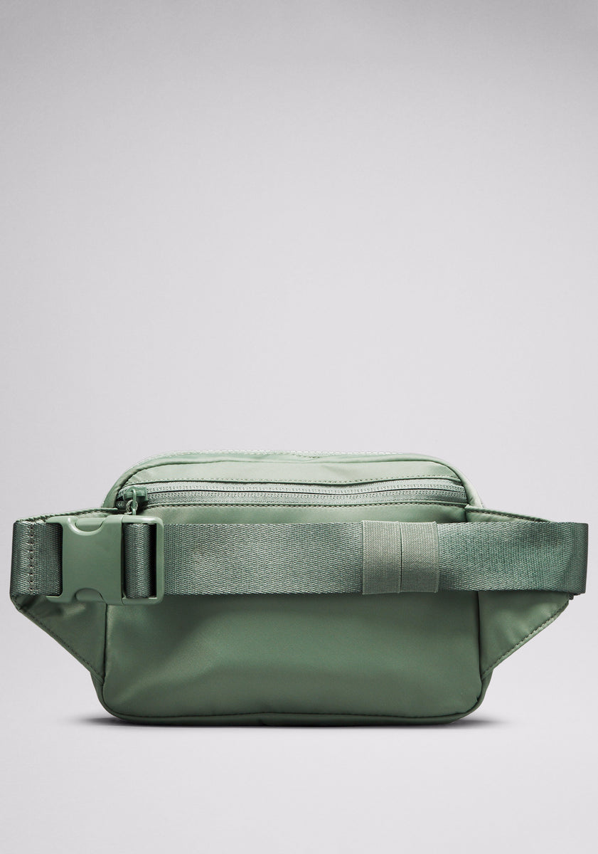 NWT WANT LES ESSENTIELS Kutako Utility Hiking Green online Eco Nylon Unisex Belt Bag