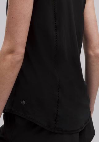 Sculpt Cropped Tank Top | Lace Trim