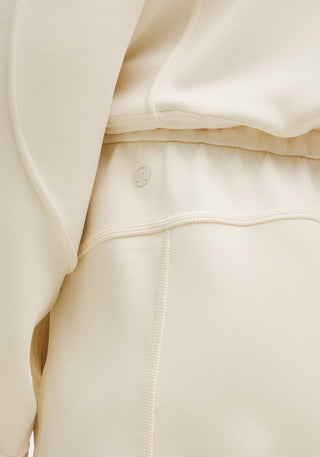 Softstreme High-Rise Short 4"