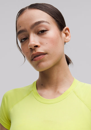 Swiftly Tech Cropped Short-Sleeve Shirt 2.0