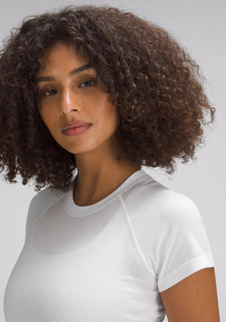 Swiftly Tech Cropped Short-Sleeve Shirt 2.0