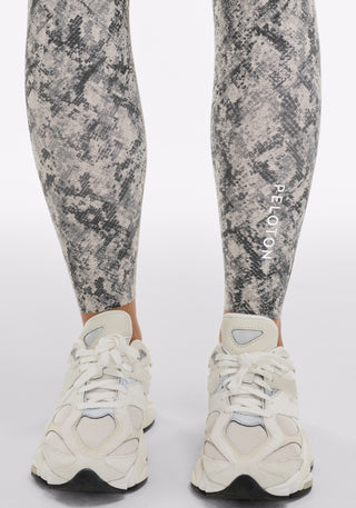 Stone Snake Print Cadent Set