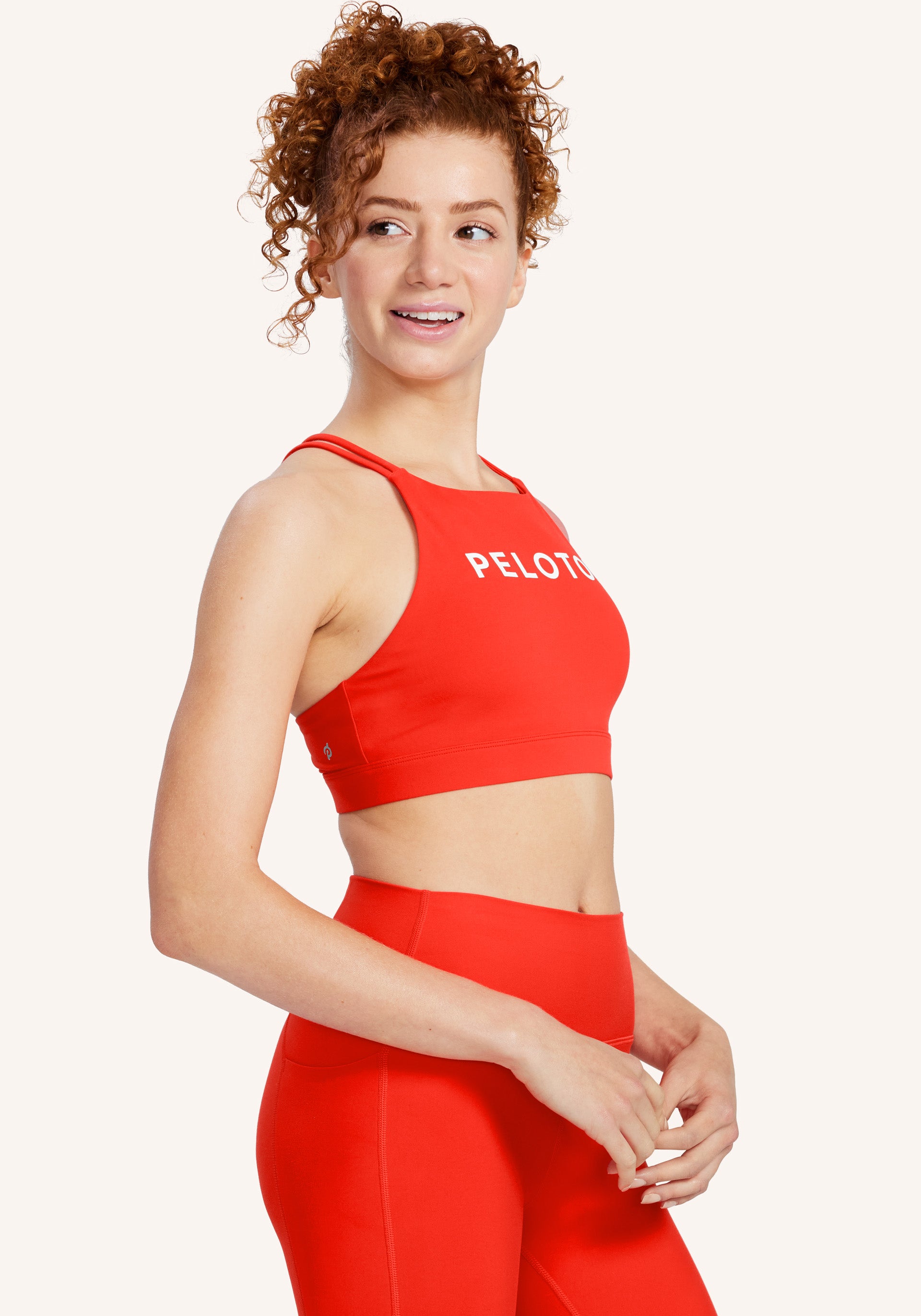 Peloton Women's Cadent Strappy Bra : : Clothing, Shoes &  Accessories