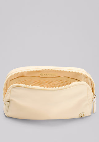 Everywhere Belt Bag 1L