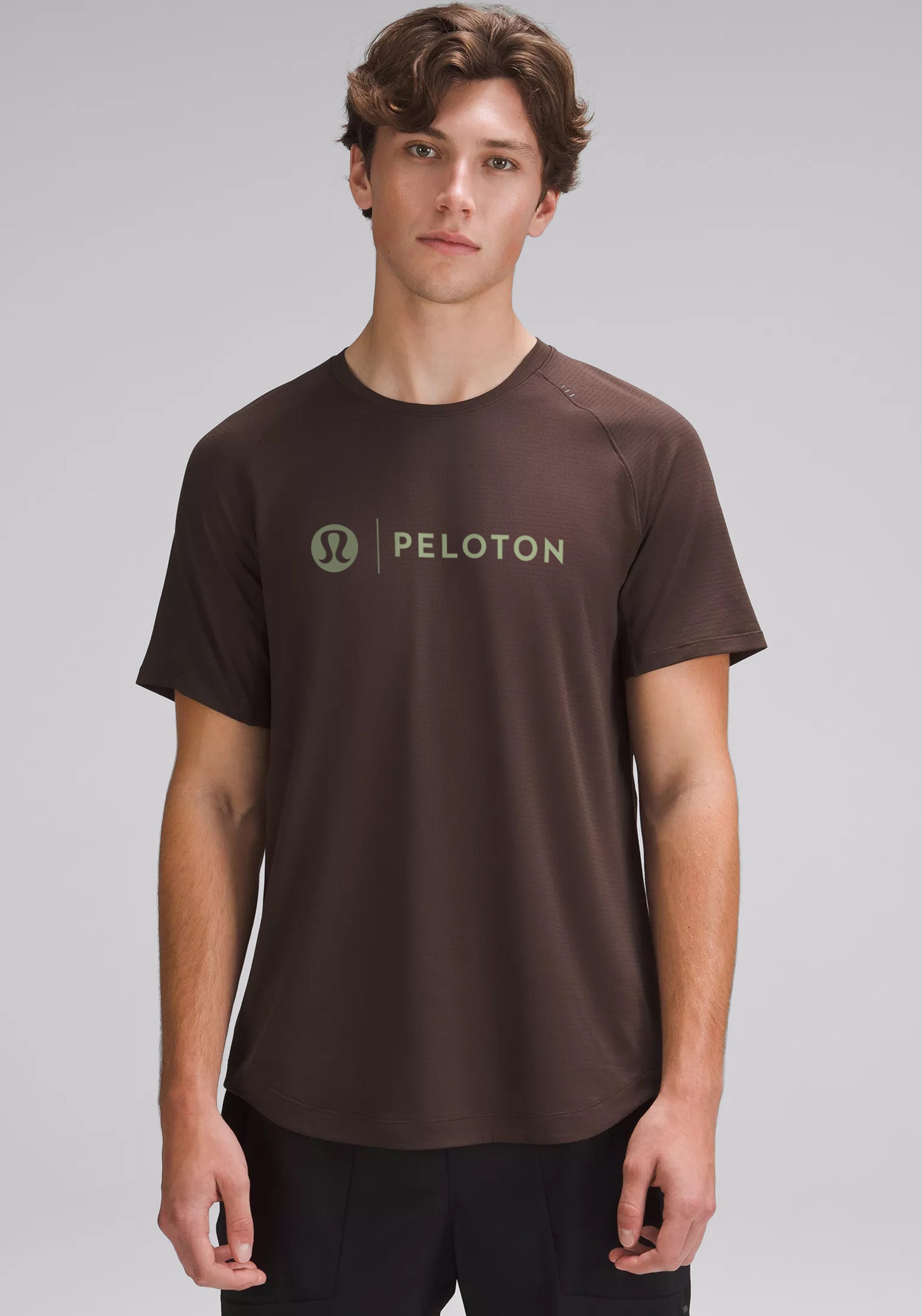 T-shirt Donna Superdry Train Short Sleeve Tee - Vestibilità Regolare, Cotone, Manica Corta, Modello Basic