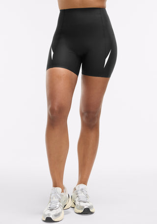 PaceForm Aerated Run Short 5"