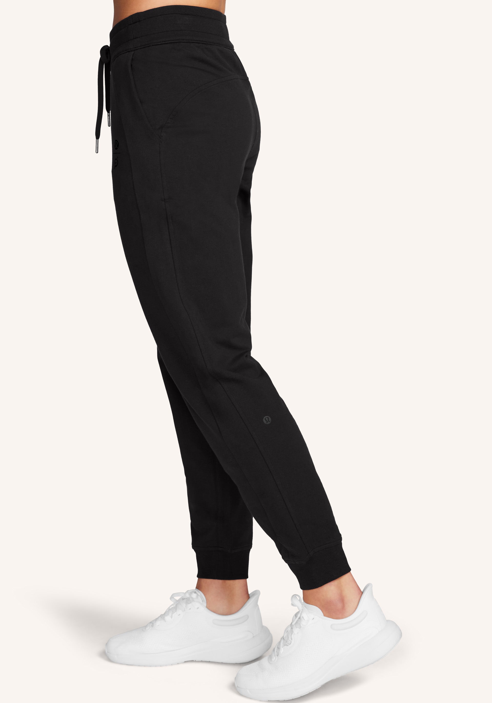Lululemon Scuba High-rise Cropped Joggers In Black