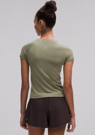 Swiftly Tech Short-Sleeve Shirt 2.0 | Waist Length