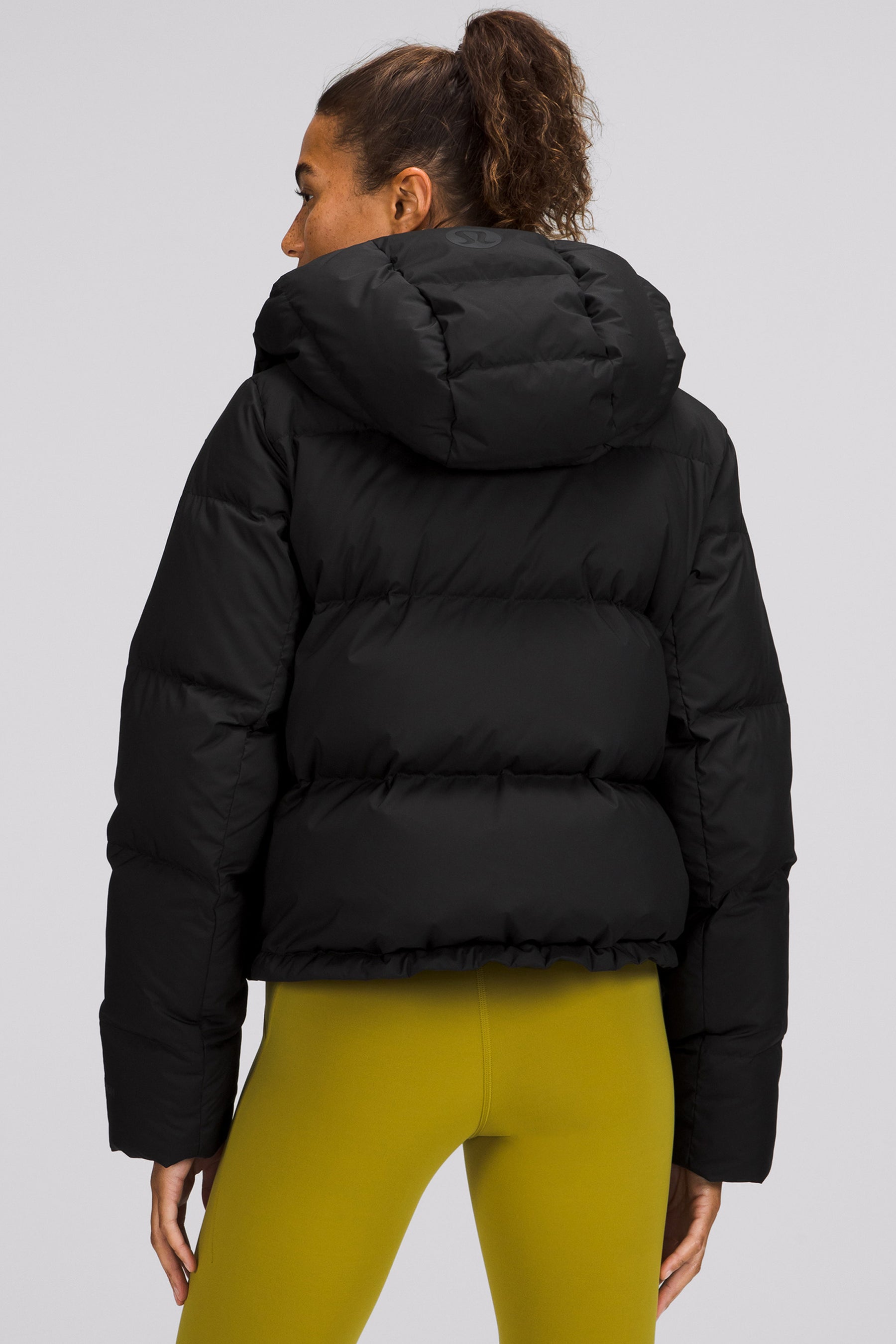 WunderPuffCroppedJacket-Black- 