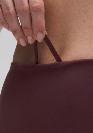 Wunder Train High-Rise Short 6"