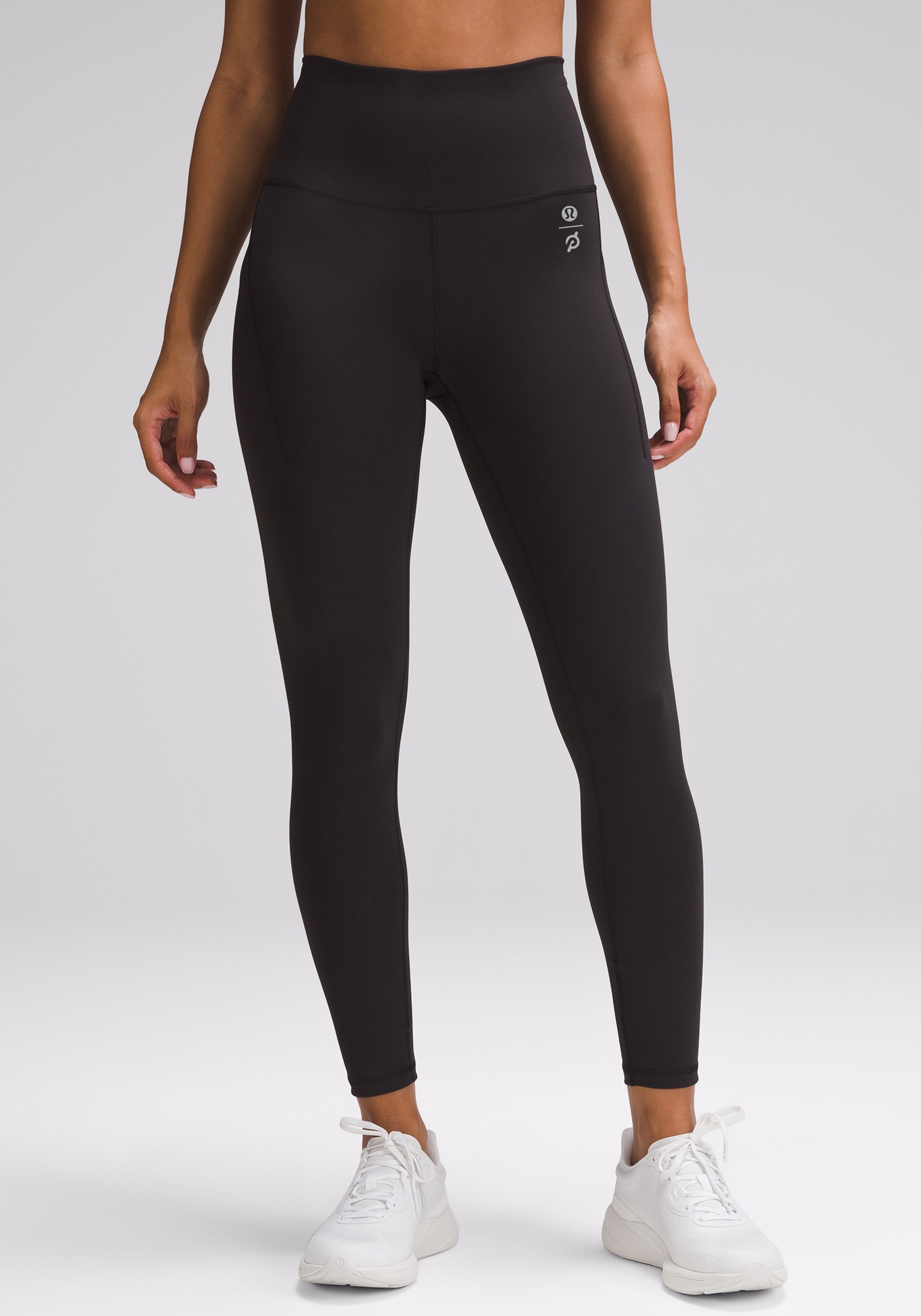 Size 6 store Lululemon Wunder Train Black 25