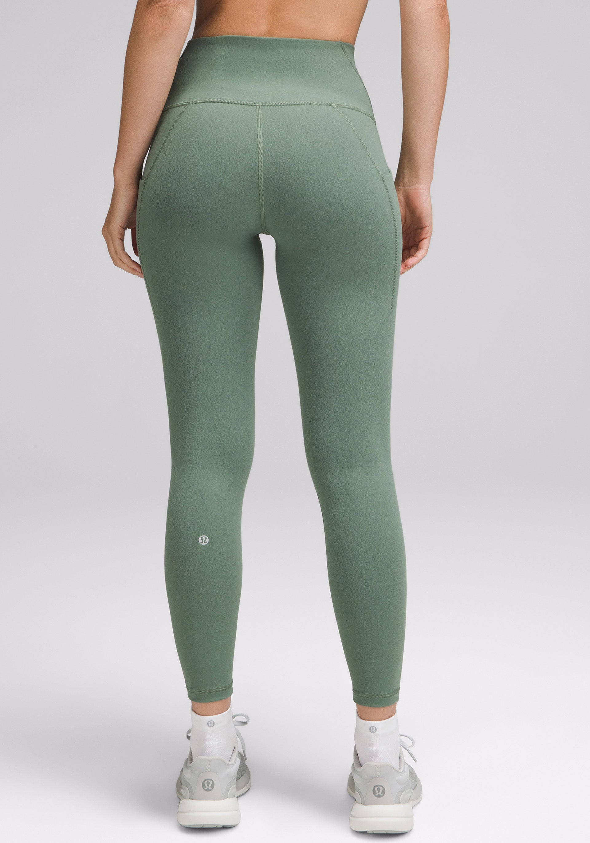 Lululemon Wunder selling Train High-Rise Tight 28” Size 8