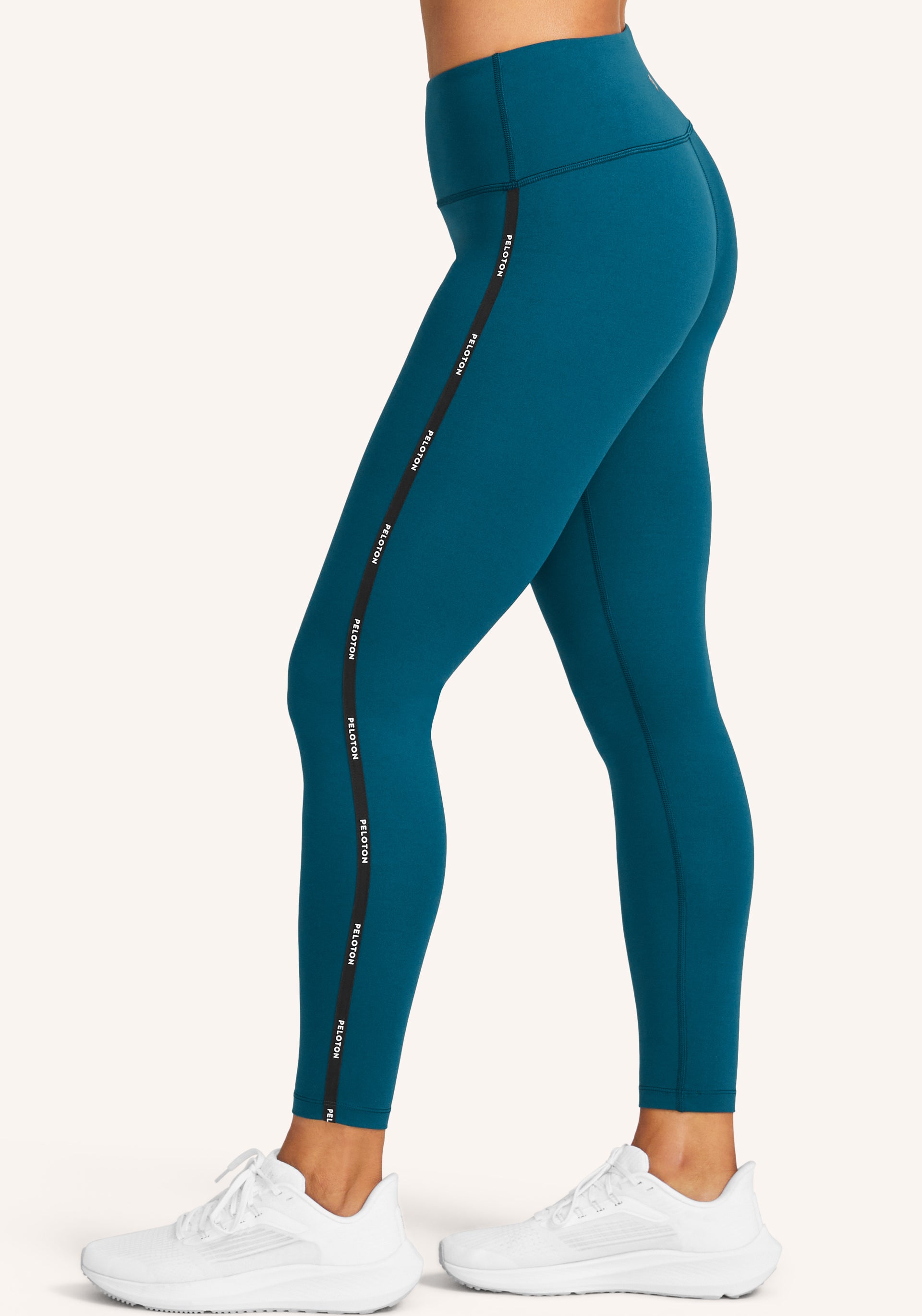 Peloton Womens Here Now High Rise 7/8 Legging : : Clothing, Shoes  & Accessories